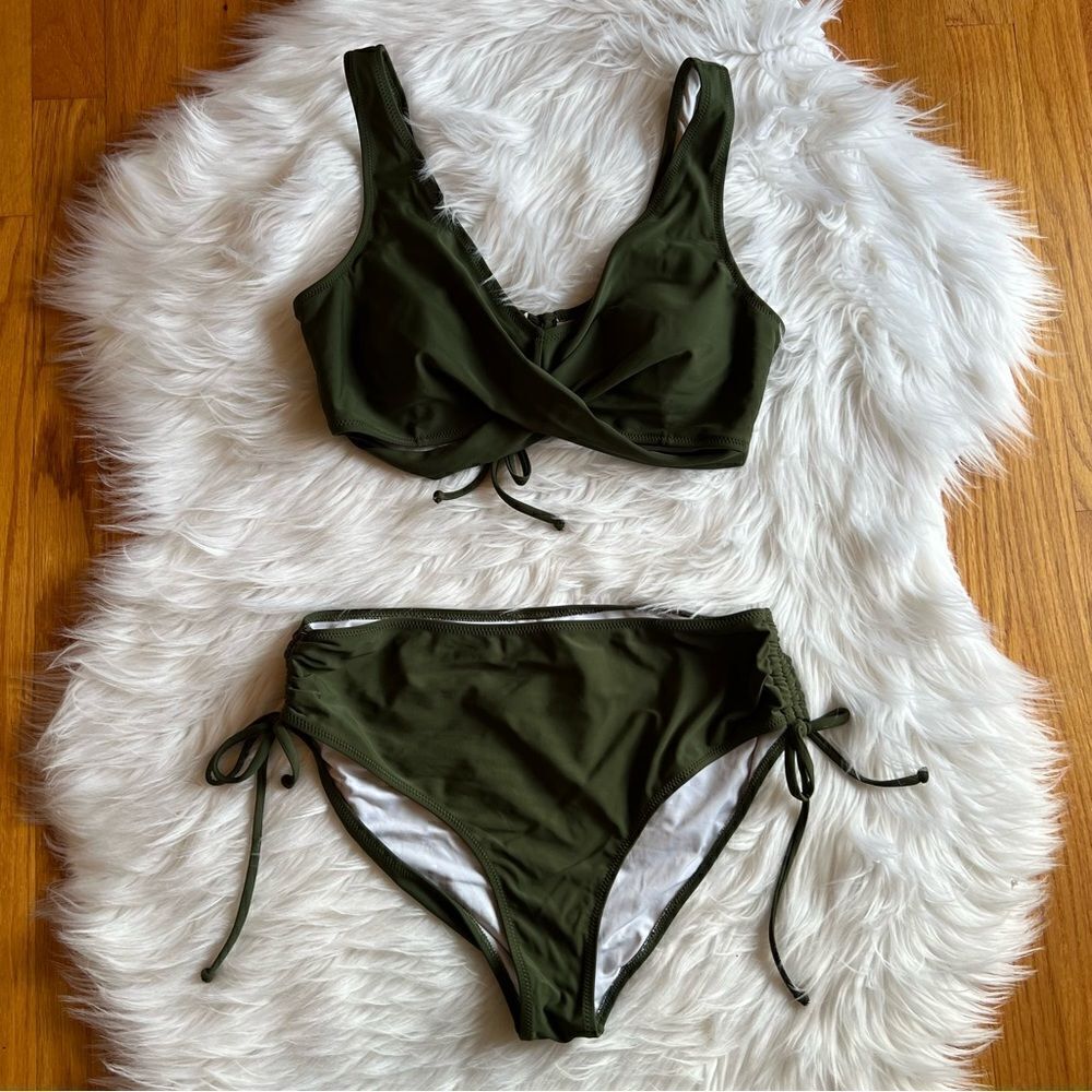 Women’s NWOT Beachsissi Green Bikini Size XL